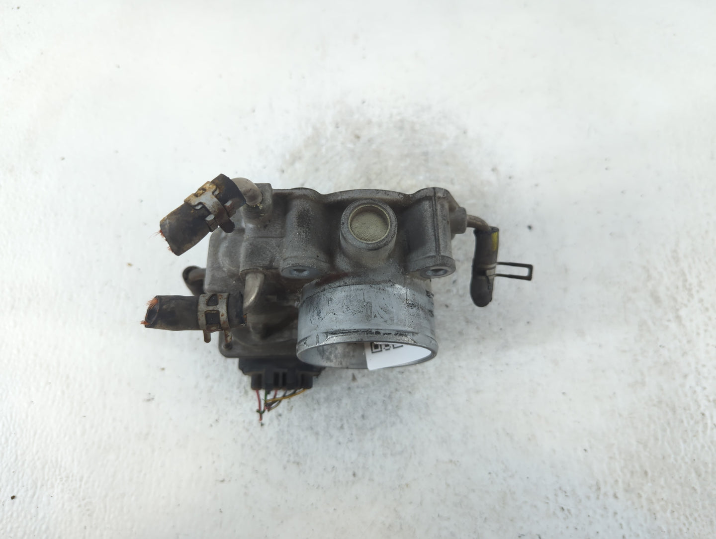 2007-2011 Toyota Camry Throttle Body P/N:22030-28070 Fits Fits 2006 2007 2008 2009 2010 2011 2012 2013 2014 2015 OEM Used Au