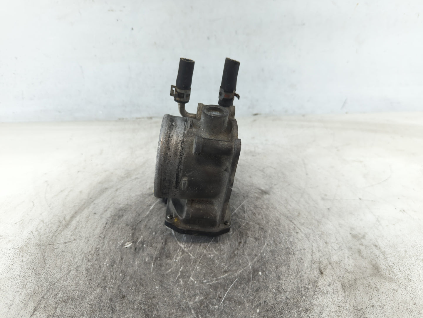 2007-2017 Toyota Camry Throttle Body P/N:22030-0P050 Fits OEM Used Auto Parts - Oemusedautoparts1.com