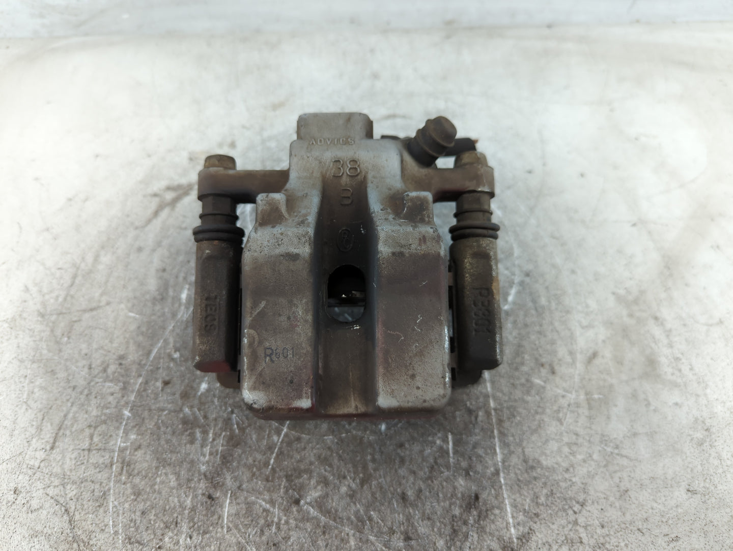 2007-2011 Toyota Camry Front Passenger Right Brake Caliper 699638 - Oemusedautoparts1.com
