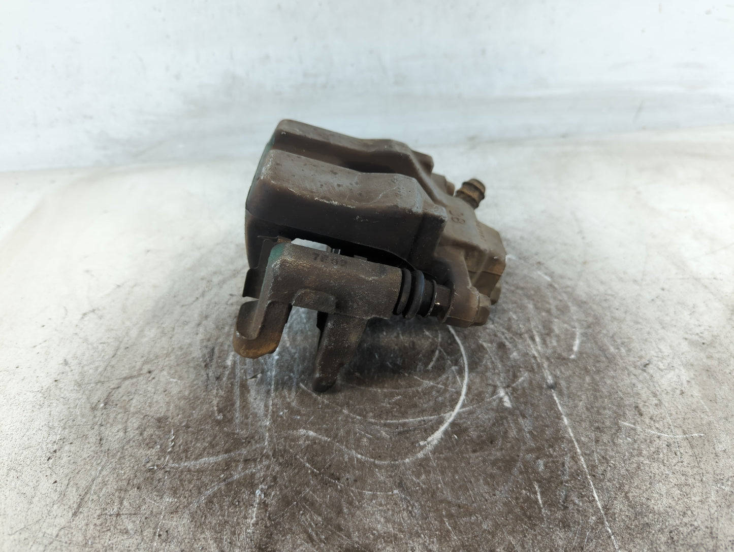 2007-2011 Toyota Camry Front Driver Left Brake Caliper - Oemusedautoparts1.com