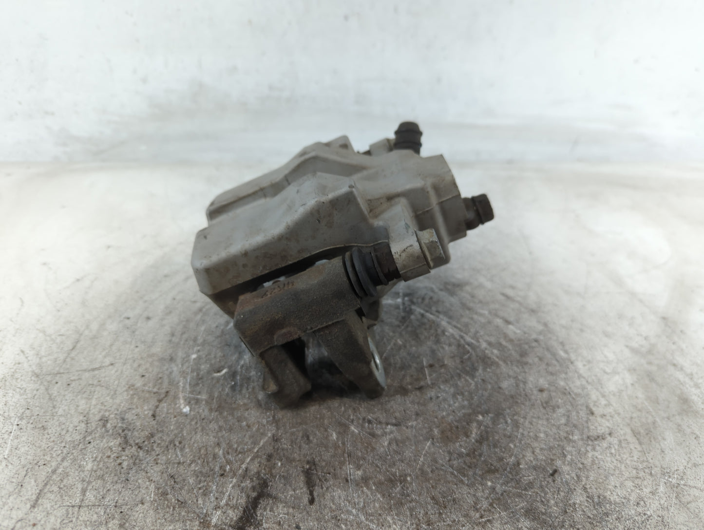 2007-2011 Toyota Camry Rear Driver Left Brake Caliper 699952 - Oemusedautoparts1.com