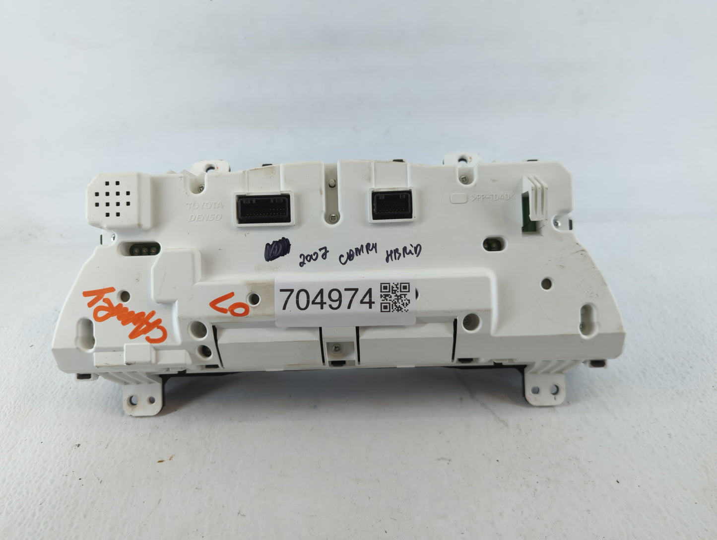 2007 Toyota Camry Instrument Cluster Speedometer Gauges P/N:257430-3704 83800-33B50 Fits OEM Used Auto Parts - Oemusedautopa