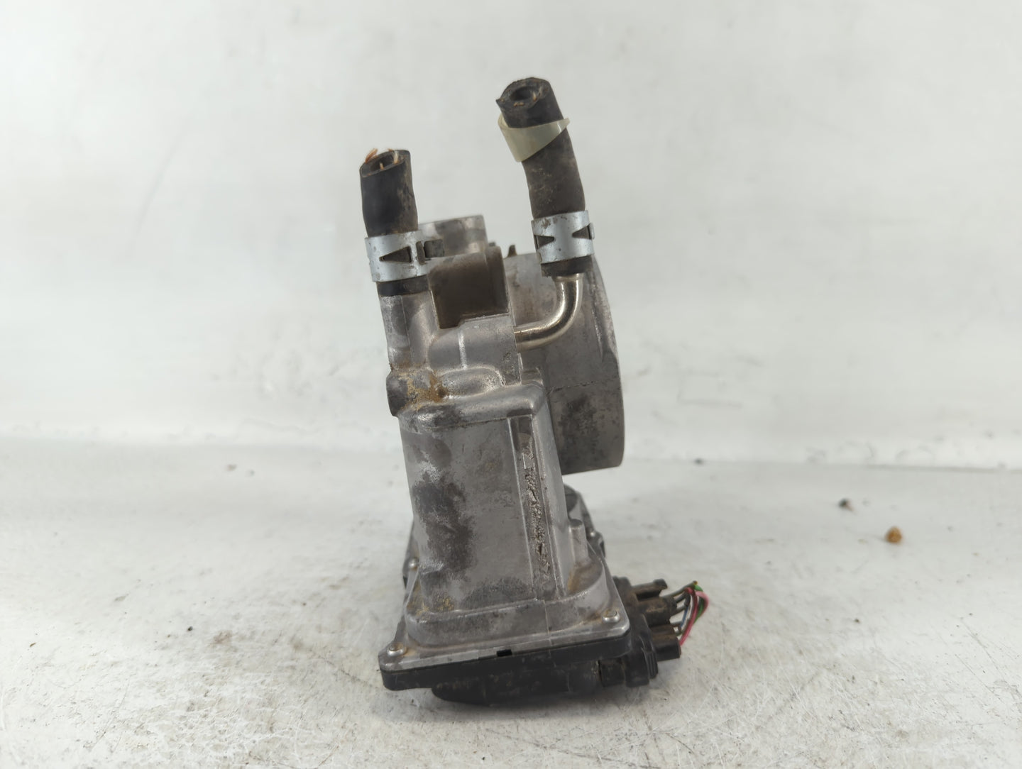 2007-2017 Toyota Camry Throttle Body P/N:22030-31030 Fits OEM Used Auto Parts - Oemusedautoparts1.com