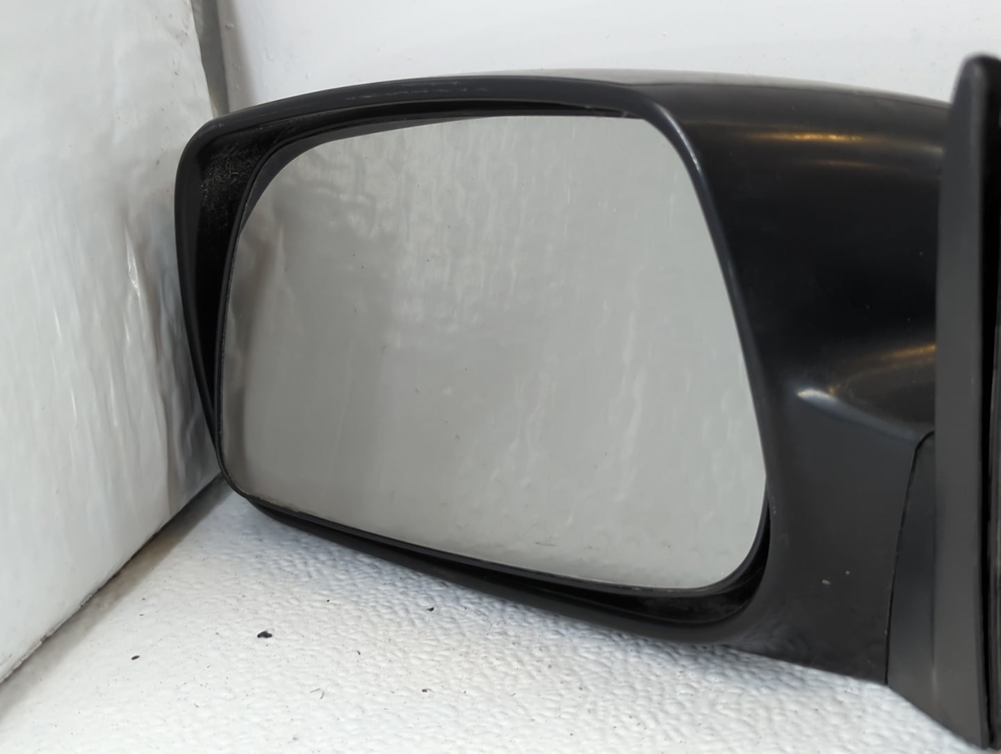 2007-2011 Toyota Camry Driver Left Side View Manual Door Mirror Black - Oemusedautoparts1.com