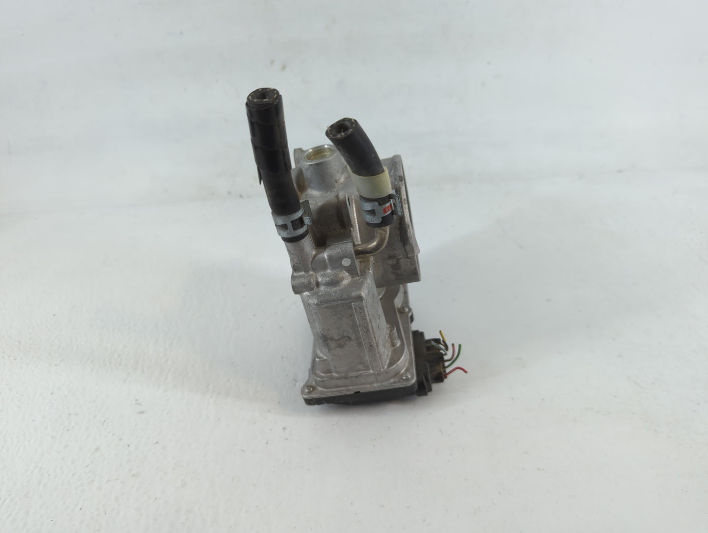 2007-2017 Toyota Camry Throttle Body P/N:22030-0P050 Fits OEM Used Auto Parts - Oemusedautoparts1.com