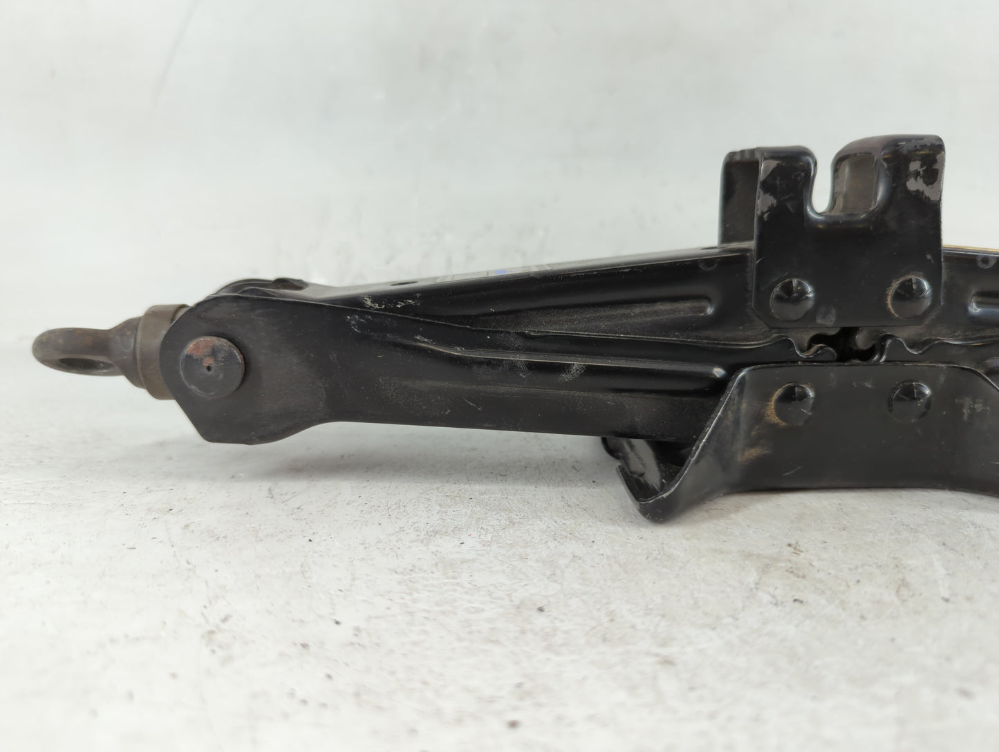 2007 Toyota Camry Spare Scissor Car Jack - Oemusedautoparts1.com