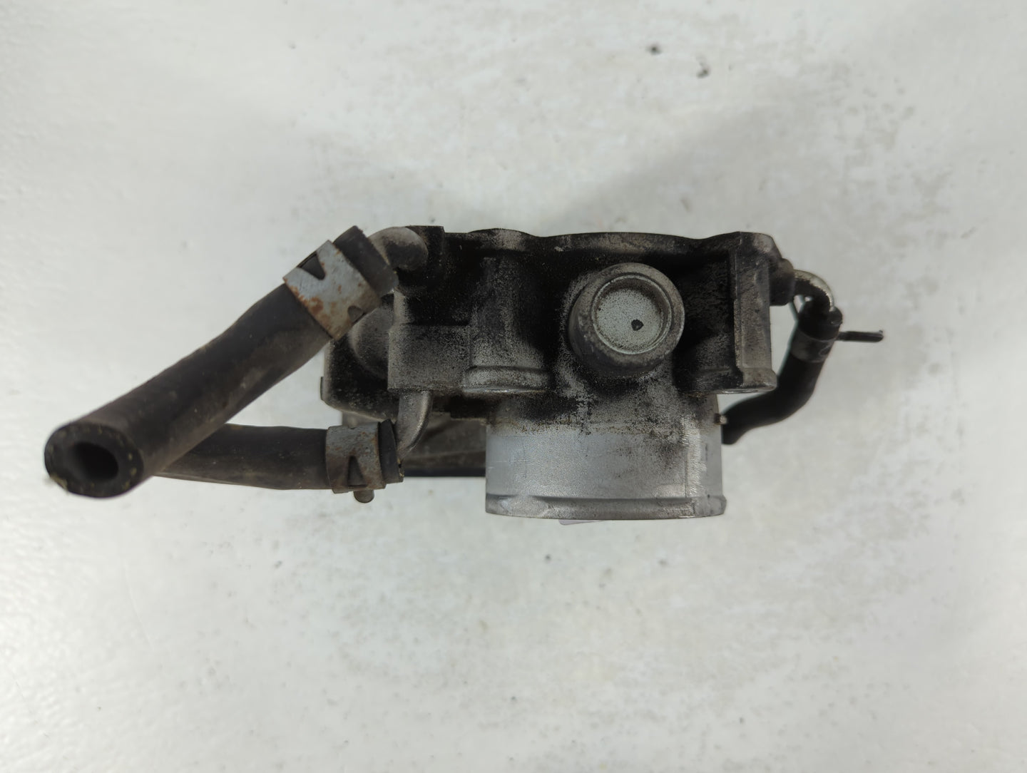 2007-2011 Toyota Camry Throttle Body P/N:22030-0H030 Fits Fits 2006 2007 2008 2009 2010 2011 2012 2013 2014 2015 OEM Used Au