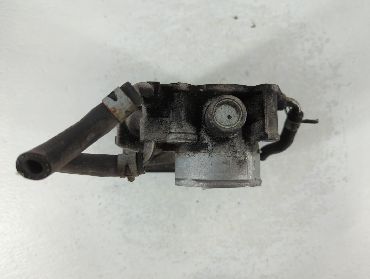 2007-2011 Toyota Camry Throttle Body P/N:22030-0H030 Fits Fits 2006 2007 2008 2009 2010 2011 2012 2013 2014 2015 OEM Used Au