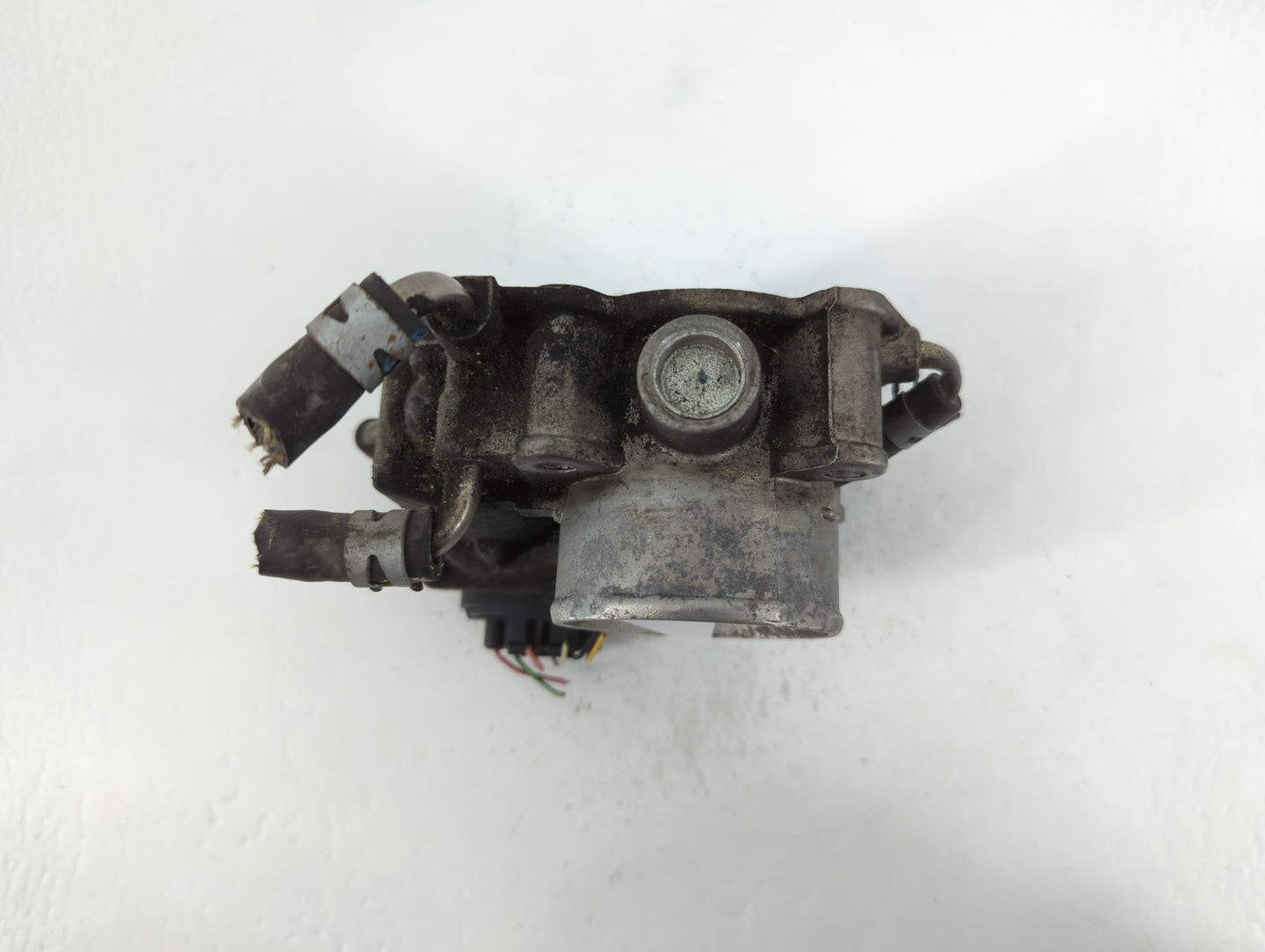 2007-2011 Toyota Camry Throttle Body P/N:22030-0H030 Fits Fits 2006 2007 2008 2009 2010 2011 2012 2013 2014 2015 OEM Used Au