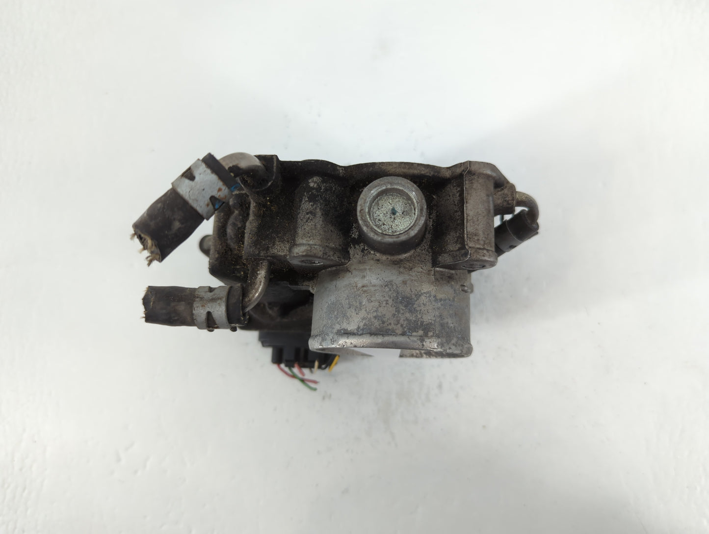 2007-2011 Toyota Camry Throttle Body P/N:22030-0H030 Fits Fits 2006 2007 2008 2009 2010 2011 2012 2013 2014 2015 OEM Used Au