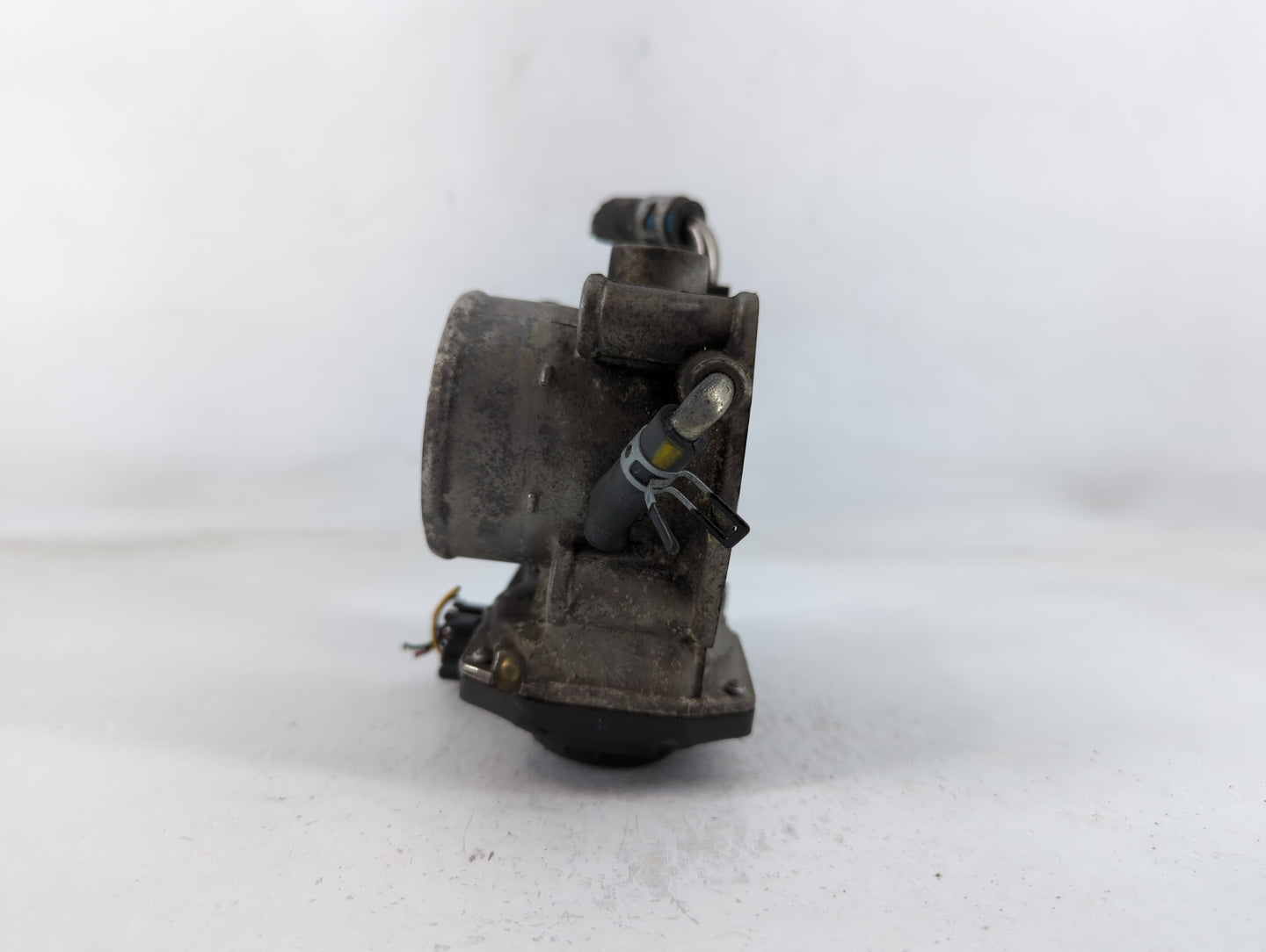 2007-2011 Toyota Camry Throttle Body P/N:22030-0H030 Fits Fits 2006 2007 2008 2009 2010 2011 2012 2013 2014 2015 OEM Used Au
