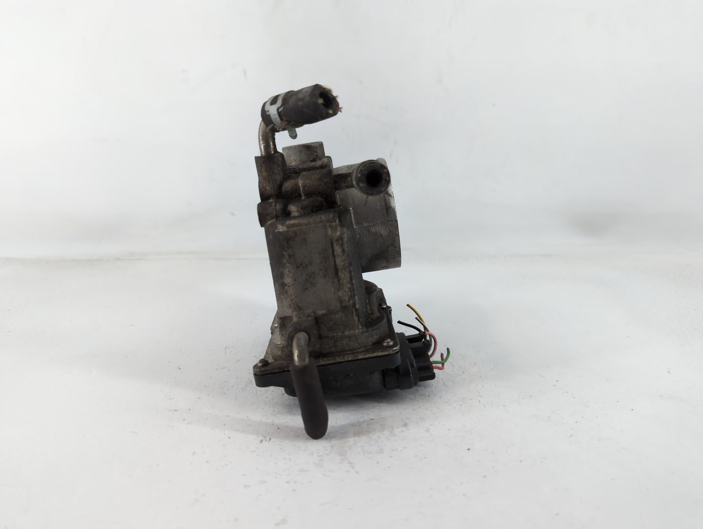2007-2011 Toyota Camry Throttle Body P/N:22030-0H030 Fits Fits 2006 2007 2008 2009 2010 2011 2012 2013 2014 2015 OEM Used Au
