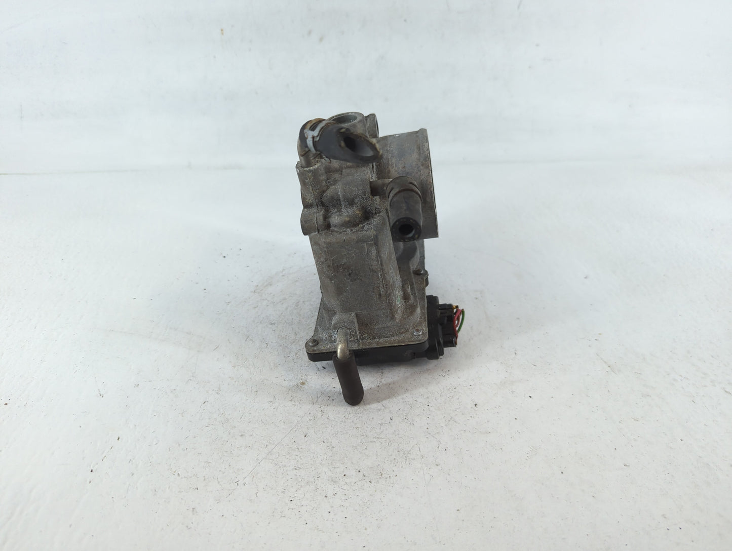 2007-2011 Toyota Camry Throttle Body P/N:22030-0H030 Fits Fits 2006 2007 2008 2009 2010 2011 2012 2013 2014 2015 OEM Used Au