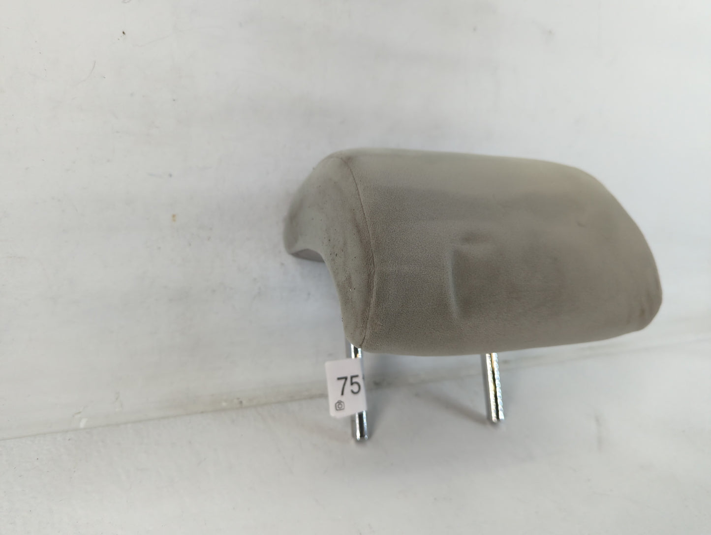 2007-2009 Toyota Camry Headrest Head Rest Front Driver Passenger Seat Fits Fits 2007 2008 2009 OEM Used Auto Parts - Oemused