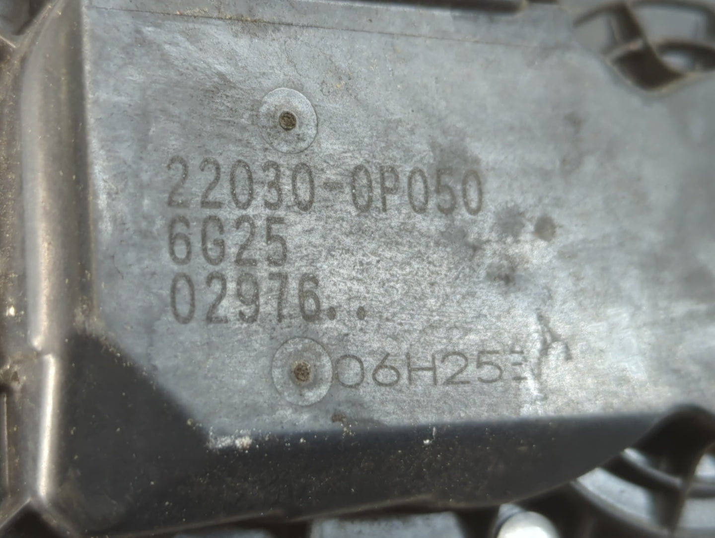 2007-2017 Toyota Camry Throttle Body P/N:22030-0P050 Fits OEM Used Auto Parts - Oemusedautoparts1.com