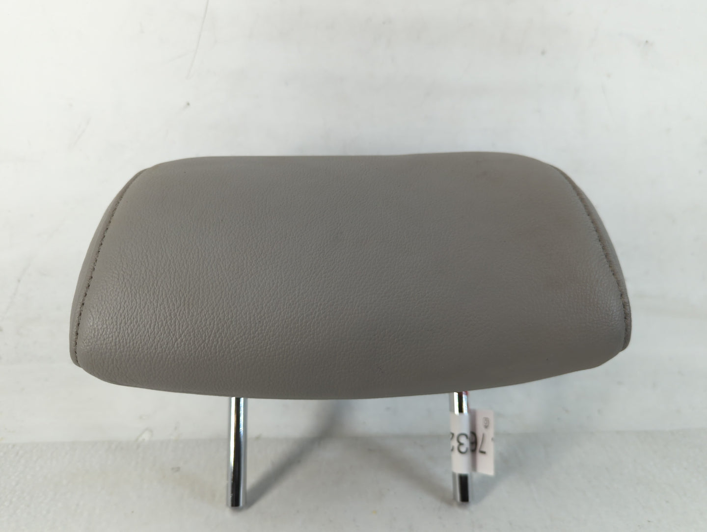 2007-2008 Toyota Camry Headrest Head Rest Front Driver Passenger Seat Fits Fits 2007 2008 OEM Used Auto Parts - Oemusedautop