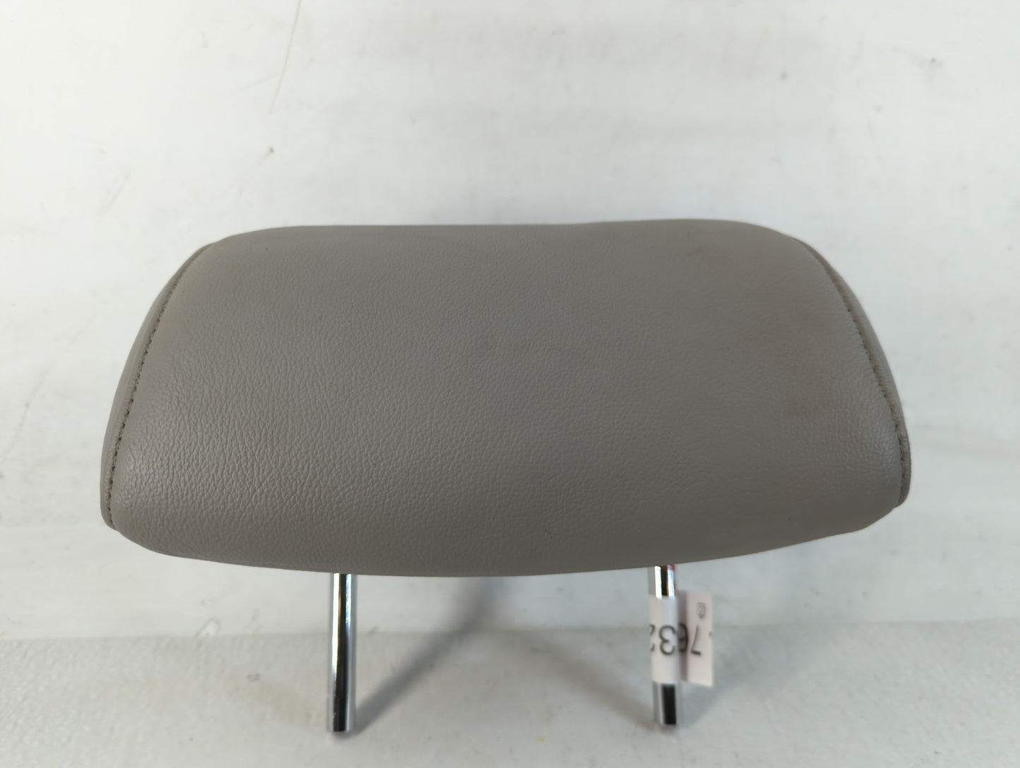 2007-2008 Toyota Camry Headrest Head Rest Front Driver Passenger Seat Fits Fits 2007 2008 OEM Used Auto Parts - Oemusedautop