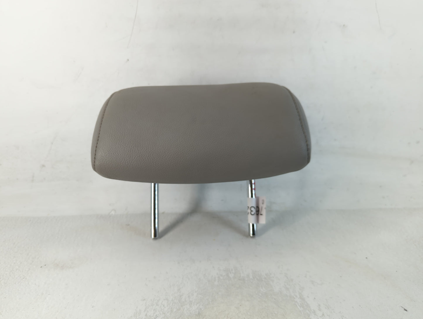 2007-2008 Toyota Camry Headrest Head Rest Front Driver Passenger Seat Fits Fits 2007 2008 OEM Used Auto Parts - Oemusedautop