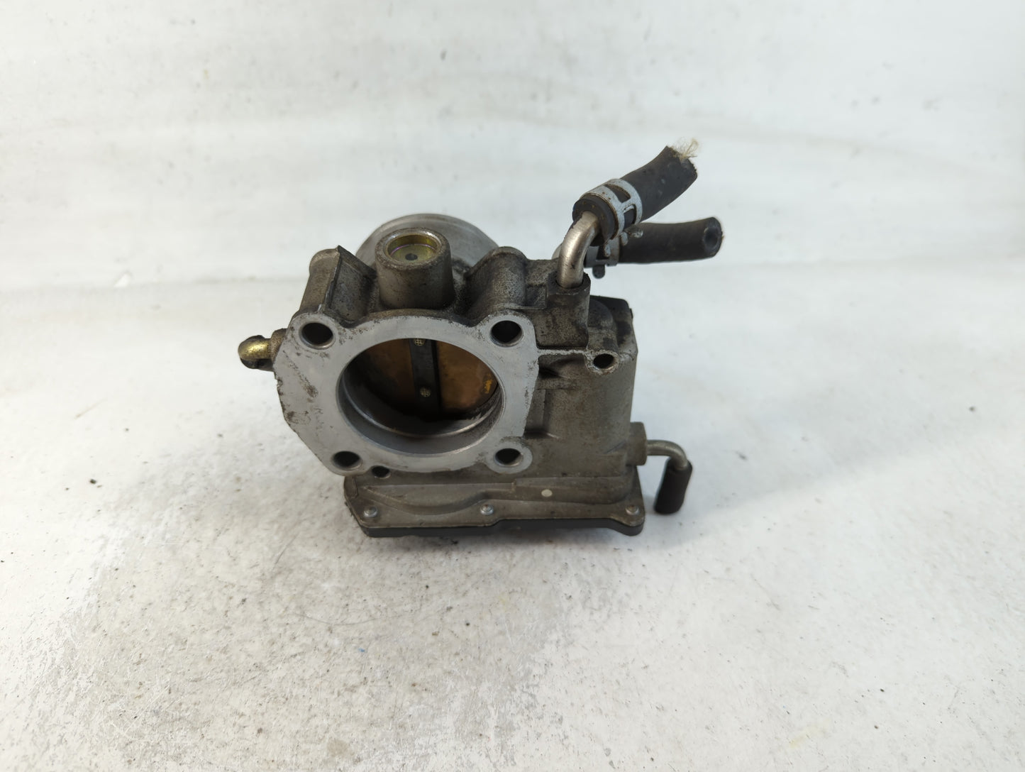 2007-2011 Toyota Camry Throttle Body P/N:22030-0H030 Fits Fits 2006 2007 2008 2009 2010 2011 2012 2013 2014 2015 OEM Used Au