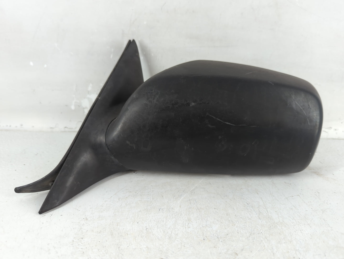 2007-2011 Toyota Camry Driver Side View Mirror - Left Door Mirror OEM Used - Oemusedautoparts1.com