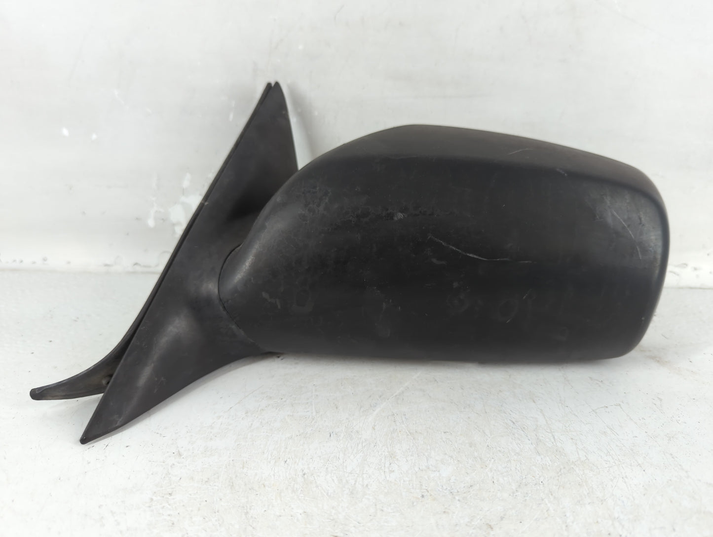 2007-2011 Toyota Camry Driver Side View Mirror - Left Door Mirror OEM Used - Oemusedautoparts1.com