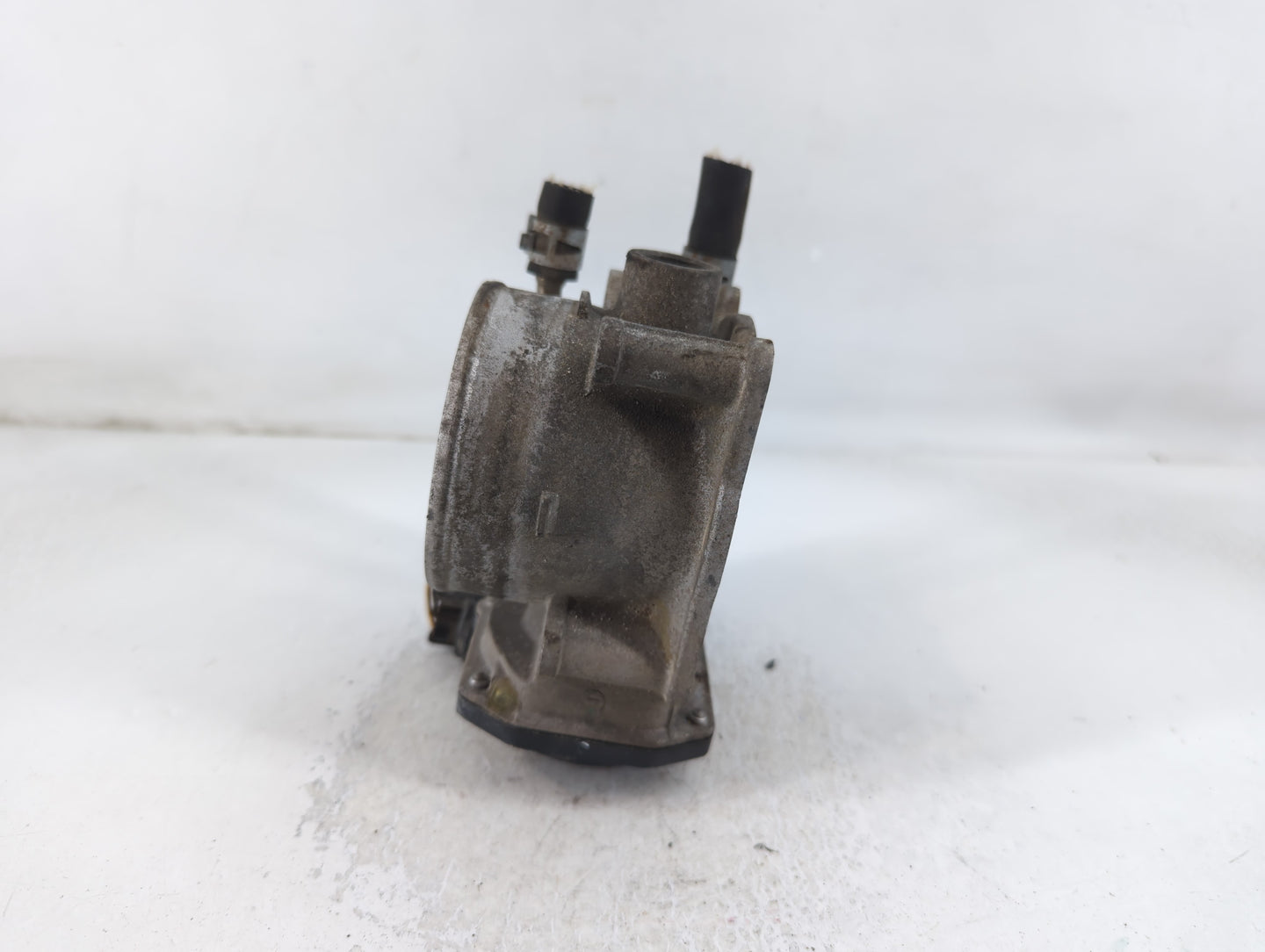 2007-2017 Toyota Camry Throttle Body P/N:22030-0P050 Fits OEM Used Auto Parts - Oemusedautoparts1.com