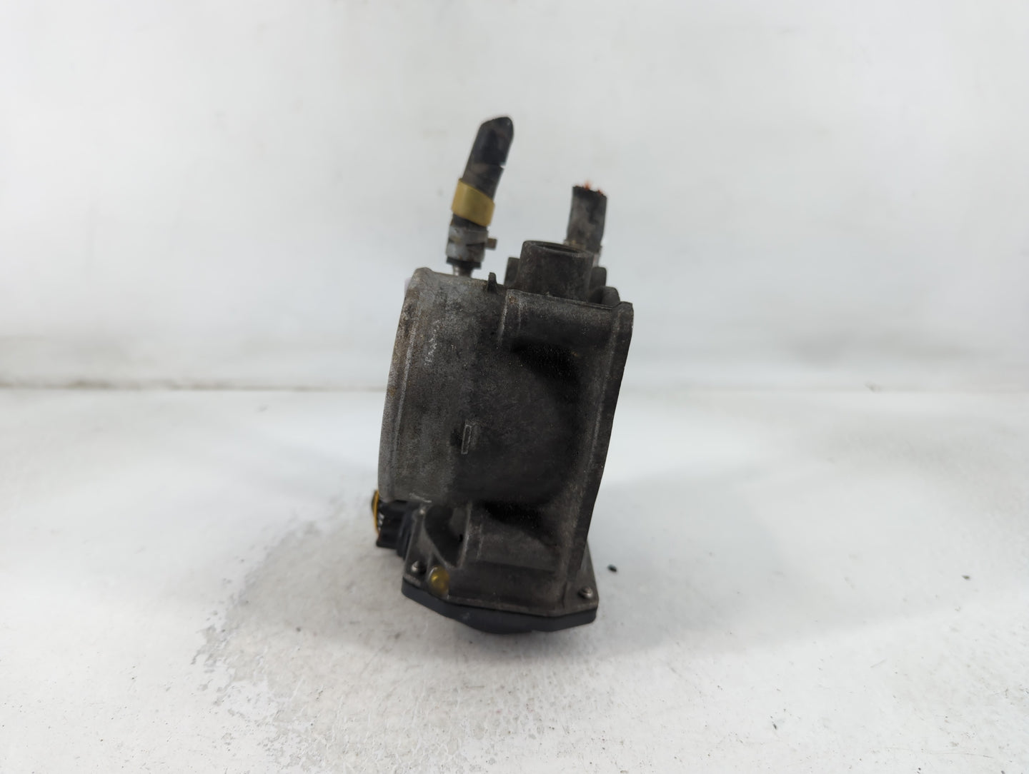 2007-2017 Toyota Camry Throttle Body P/N:22030-31030 Fits OEM Used Auto Parts - Oemusedautoparts1.com