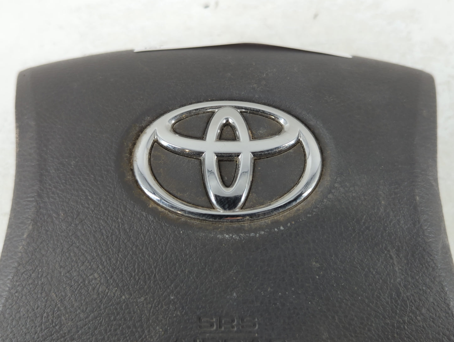 2007-2011 Toyota Camry Air Bag Driver Left Steering Wheel Mounted Fits Fits 2007 2008 2009 2010 2011 OEM Used Auto Parts - O