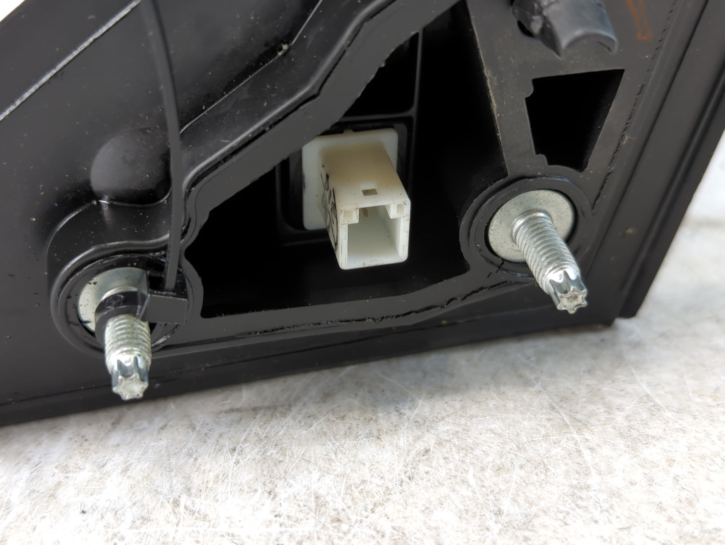 2007-2011 Toyota Camry Passenger Side View Mirror - Right Door Mirror OEM Used - Oemusedautoparts1.com