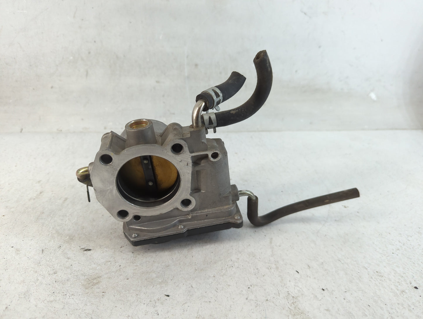2007-2011 Toyota Camry Throttle Body P/N:22030-0H030 Fits Fits 2006 2007 2008 2009 2010 2011 2012 2013 2014 2015 OEM Used Au