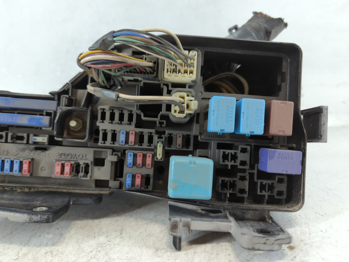 2007-2009 Toyota Camry Fusebox Fuse Box Panel Relay Module P/N:92720-06090 Fits Fits 2007 2008 2009 OEM Used Auto Parts - Oe