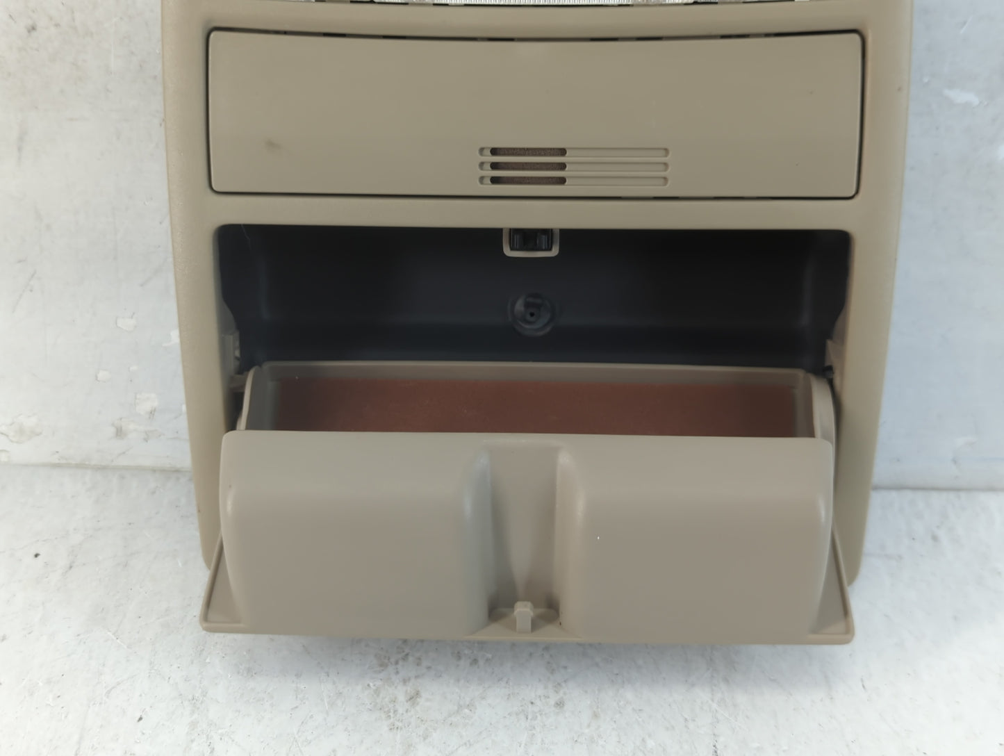 2007 Toyota Camry Overhead Roof Console - Oemusedautoparts1.com