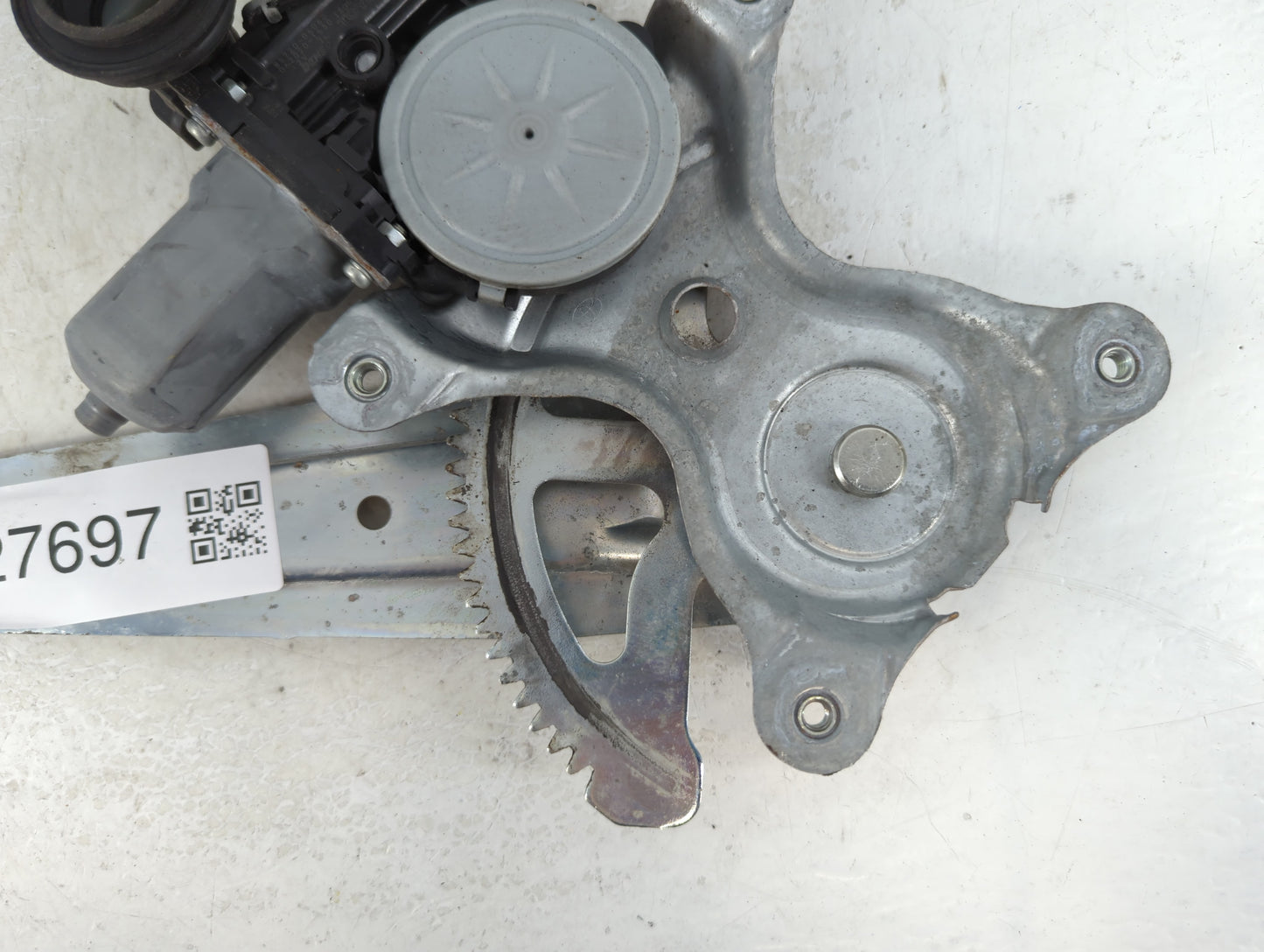 2007-2011 Toyota Camry Used Window Regulator Passenger Front 927697 - Oemusedautoparts1.com