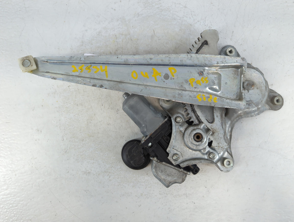 2007-2011 Toyota Camry Used Window Regulator Passenger Front 927697 - Oemusedautoparts1.com