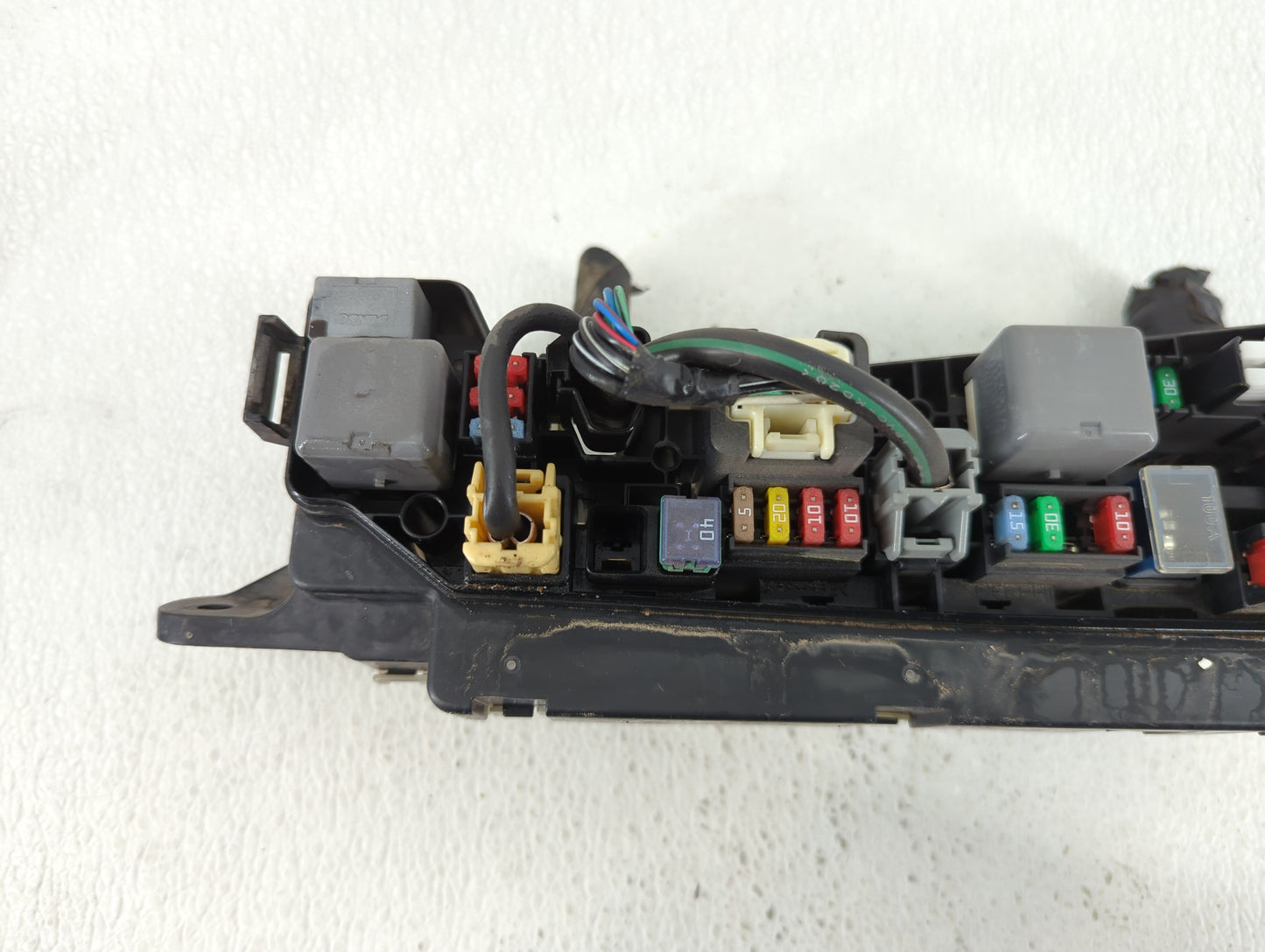 2004-2008 Toyota Corolla Fusebox Fuse Box Panel Relay Module Fits Fits 2004 2005 2006 2007 2008 OEM Used Auto Parts - Oemuse