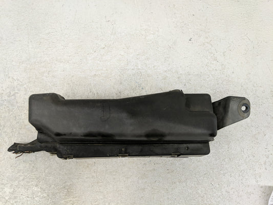 2005-2008 Toyota Corolla Fusebox Fuse Box Panel Relay Module P/N:0100148658 R0100148658 Fits Fits 2005 2006 2007 2008 OEM Used Auto Parts