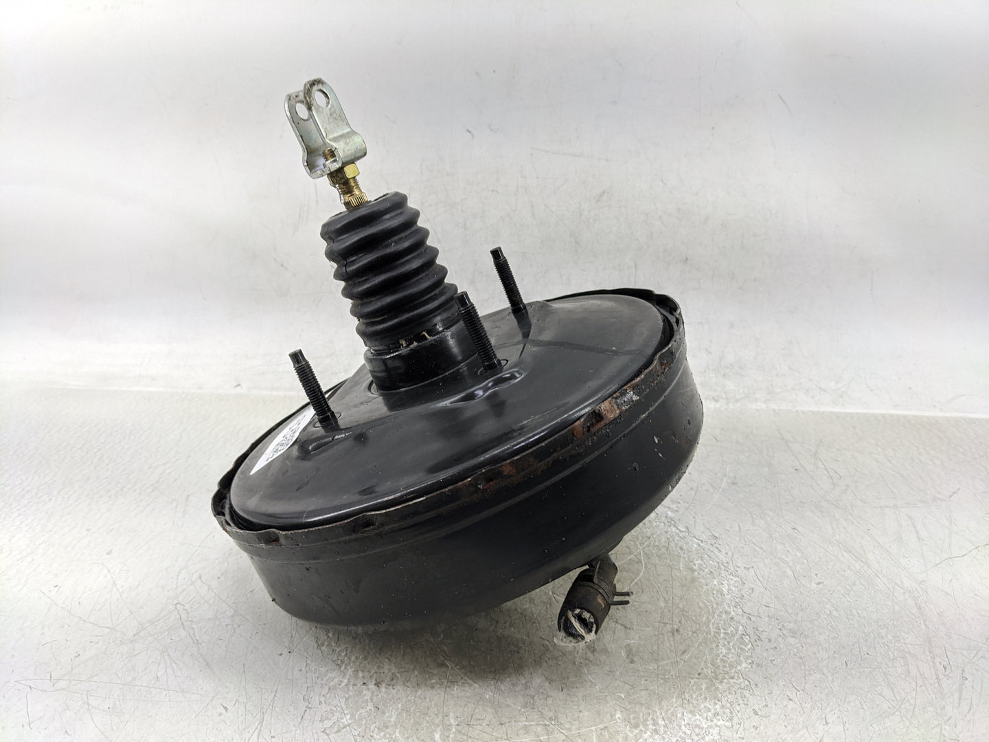 2003-2008 Toyota Corolla Power Brake Booster Oem - Oemusedautoparts1.com