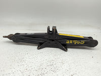 2007 Toyota Corolla Spare Scissor Car Jack 1415682 - Oemusedautoparts1.com