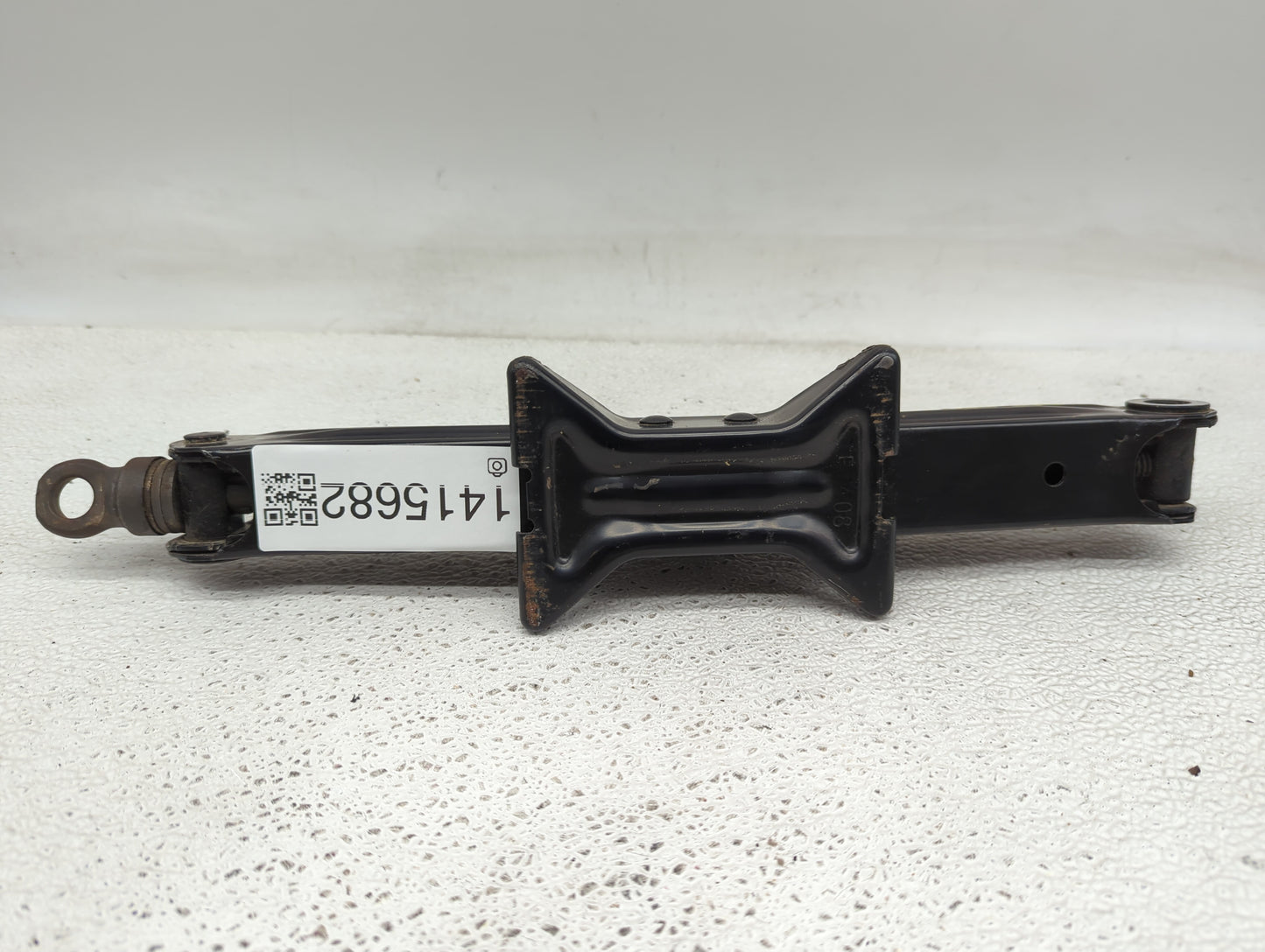 2007 Toyota Corolla Spare Scissor Car Jack - Oemusedautoparts1.com