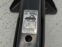 2007 Toyota Corolla Spare Scissor Car Jack 1415682 - Oemusedautoparts1.com
