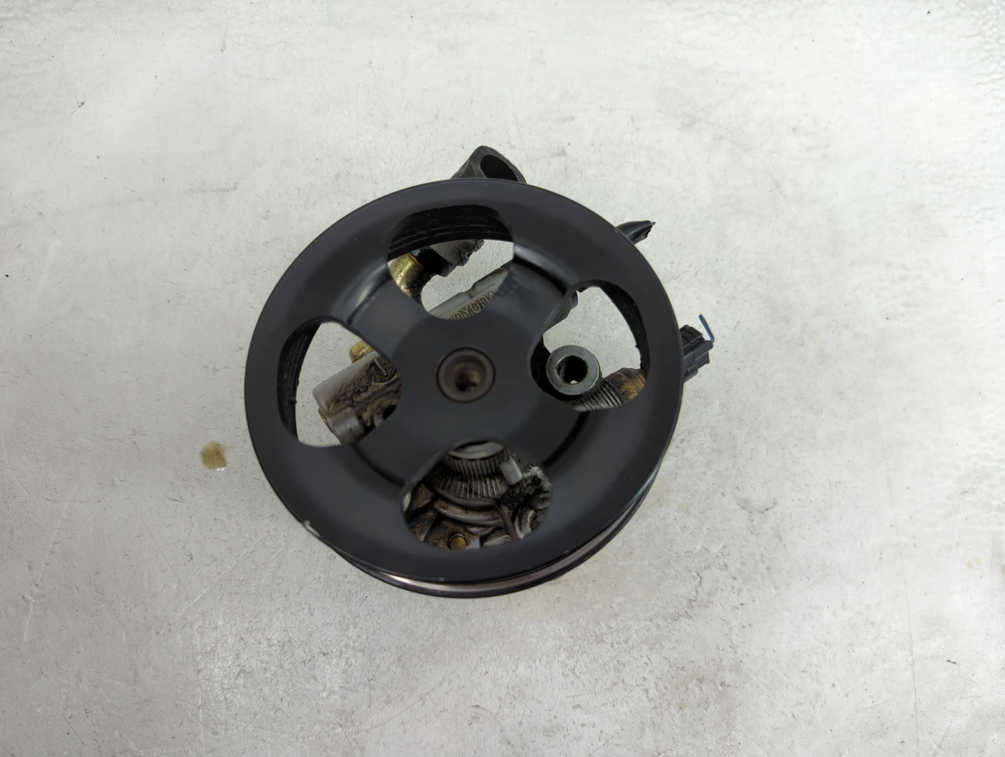 2003-2008 Toyota Corolla Power Steering Column Pump Oem - Oemusedautoparts1.com