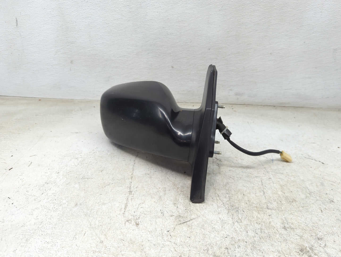 2003-2008 Toyota Corolla Passenger Side View Mirror - Right Door Mirror OEM Used - Oemusedautoparts1.com