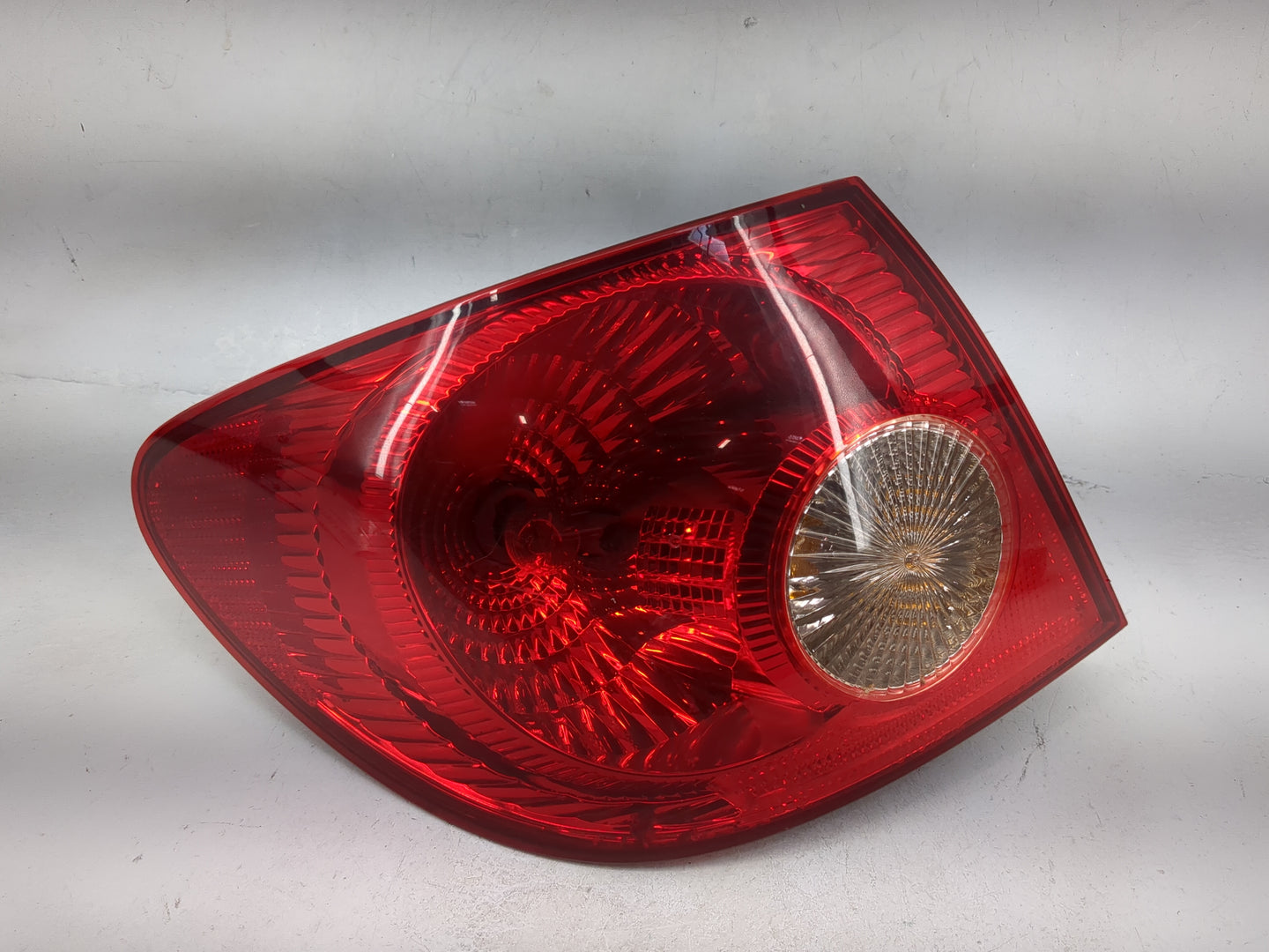 2004-2008 Toyota Corolla Tail Light Assembly Driver Left OEM Fits Fits 2004 2005 2006 2007 2008 OEM Used Auto Parts - Oemuse
