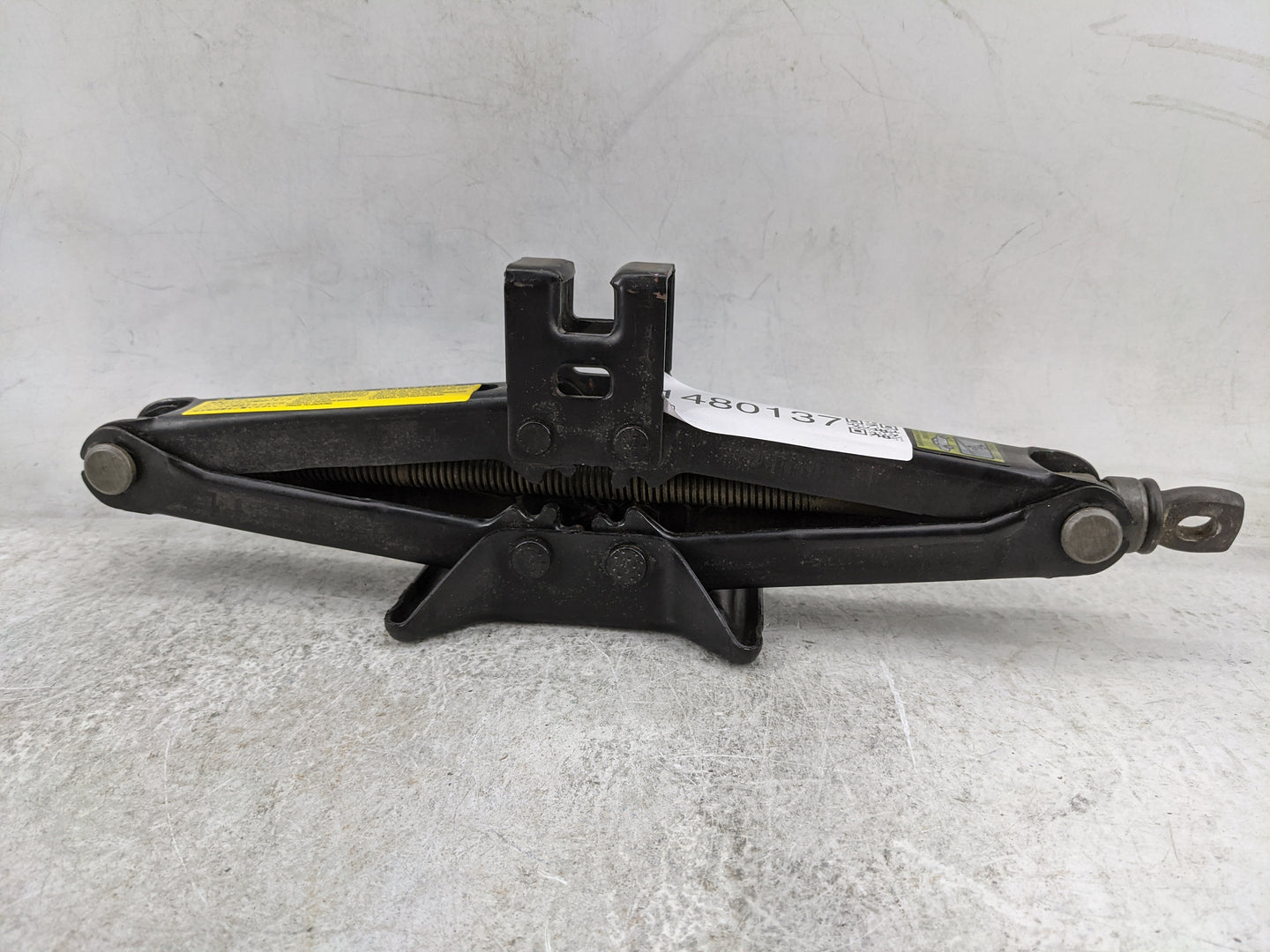 2007 Toyota Corolla Spare Scissor Car Jack Black - Oemusedautoparts1.com