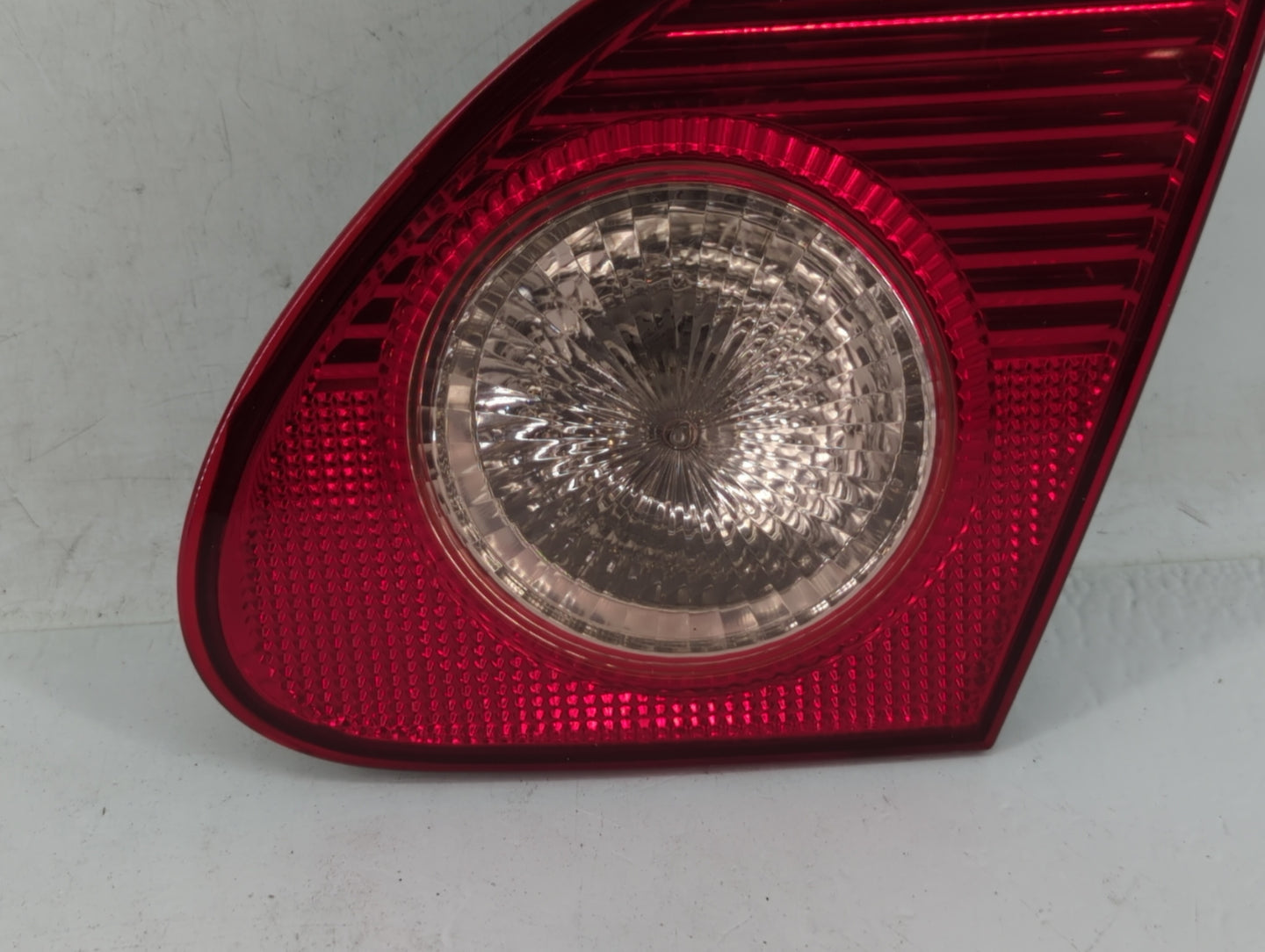 2003-2008 Toyota Corolla Tail Light Assembly Passenger Right OEM P/N:921 12V18W Fits Fits 2003 2004 2005 2006 2007 2008 OEM 