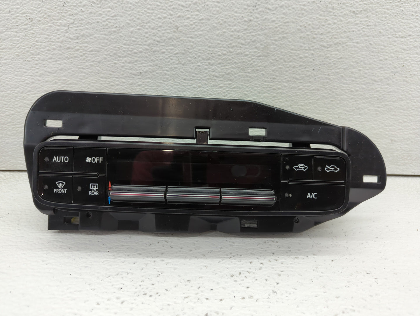 2017-2019 Toyota Corolla Climate Control Module Temperature AC/Heater Replacement P/N:75K114 Fits Fits 2017 2018 2019 OEM Us