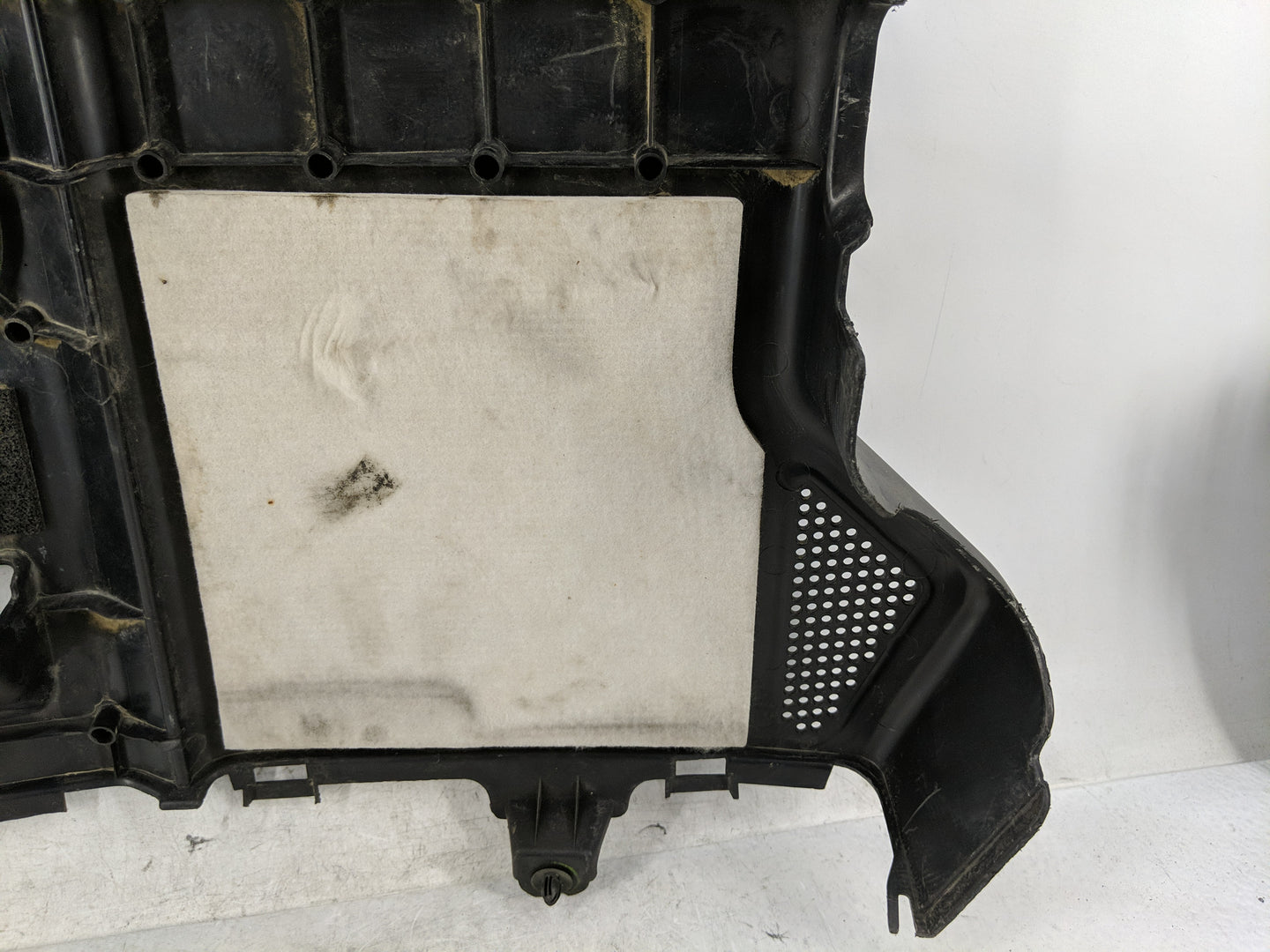 2007 Toyota Highlander Engine Cover - Oemusedautoparts1.com