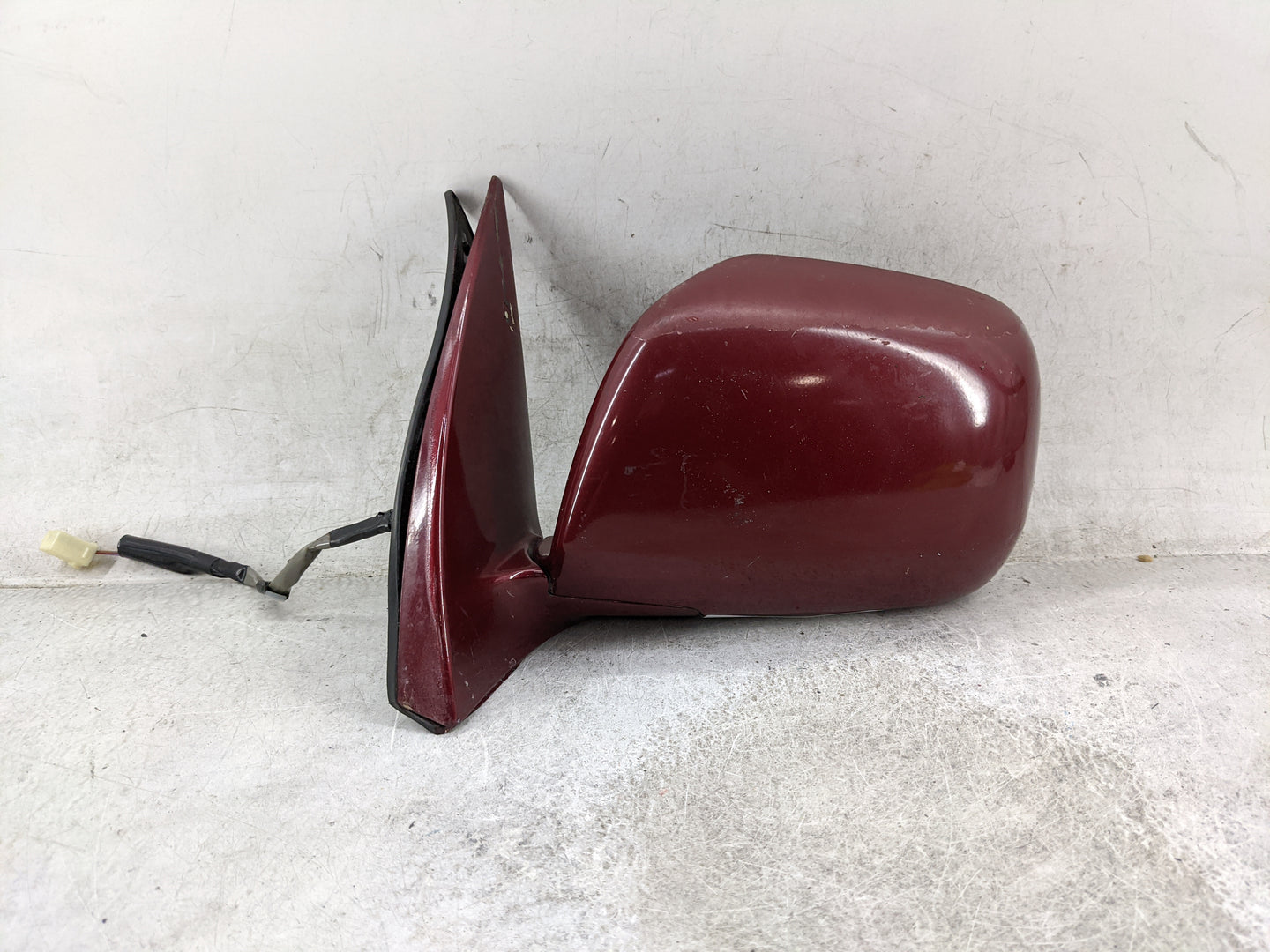 2001-2007 Toyota Highlander Driver Side View Mirror - Left Door Mirror OEM Used - Oemusedautoparts1.com