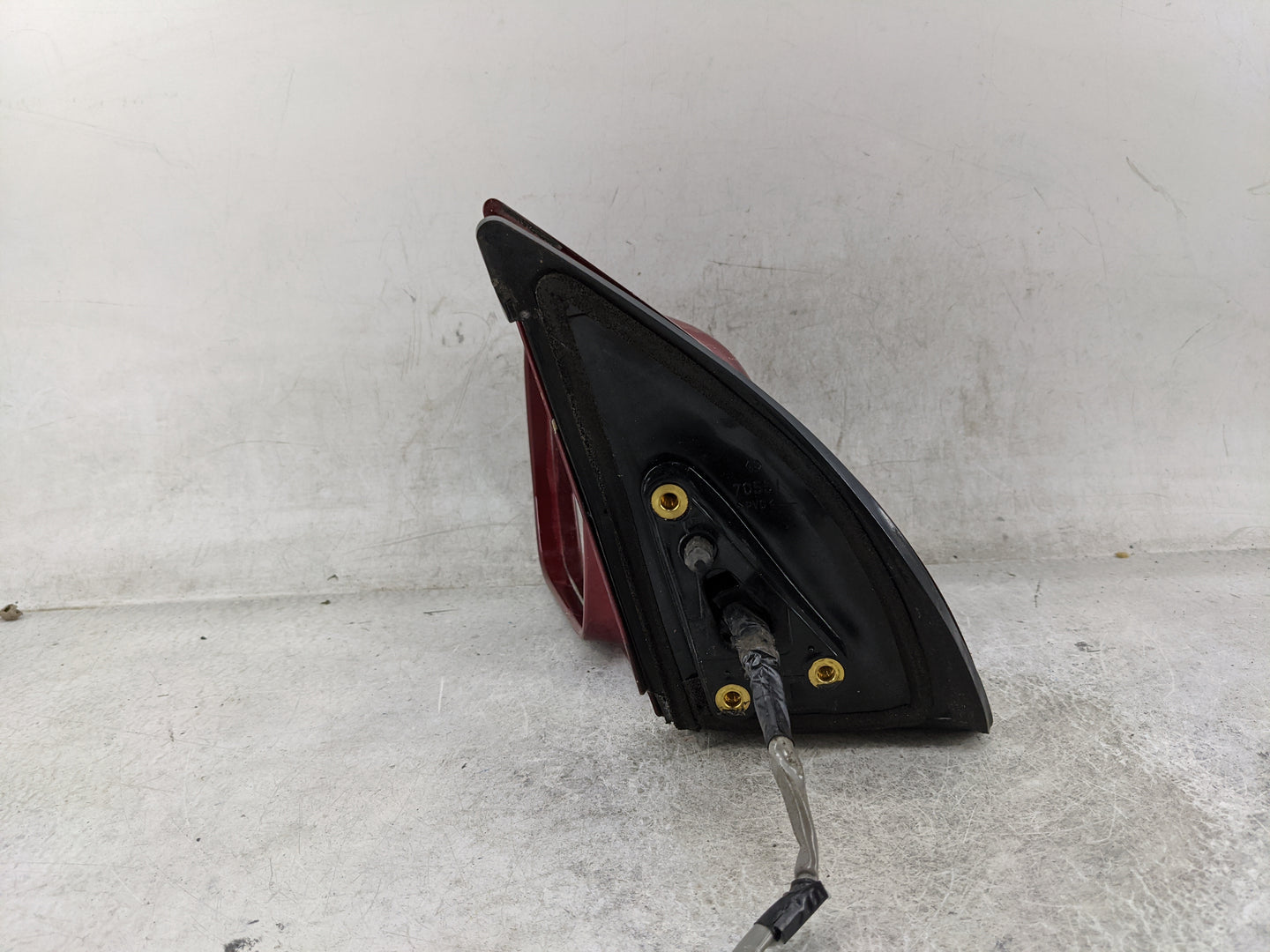 2001-2007 Toyota Highlander Driver Side View Mirror - Left Door Mirror OEM Used - Oemusedautoparts1.com