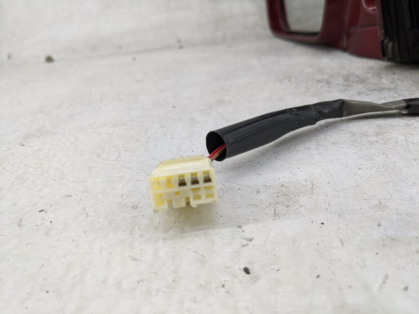 2001-2007 Toyota Highlander Driver Side View Mirror - Left Door Mirror OEM Used - Oemusedautoparts1.com